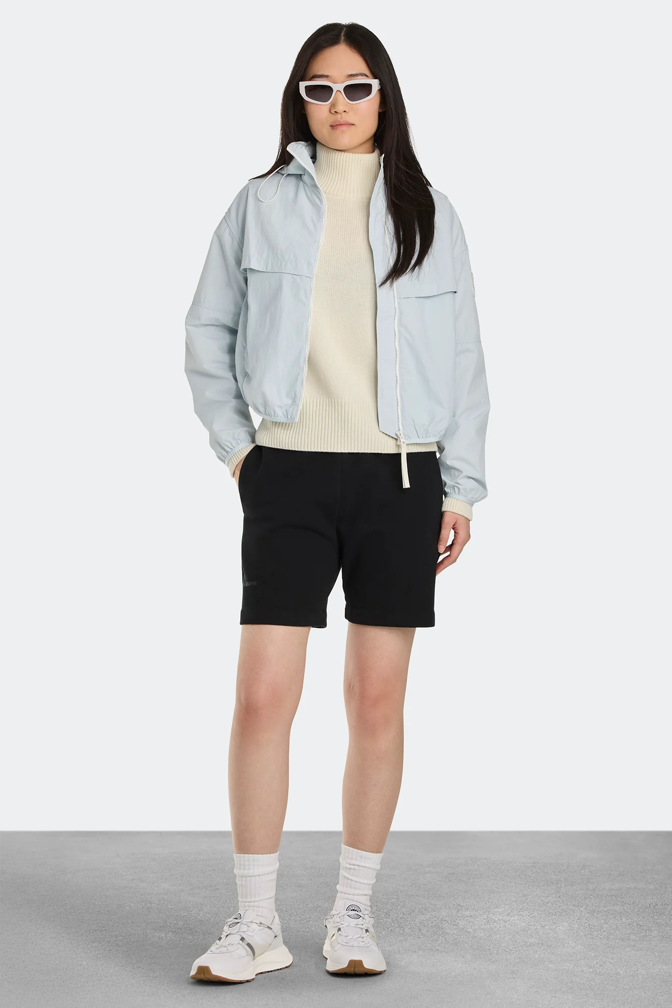 Women's Cascade Sneaker - Image 3