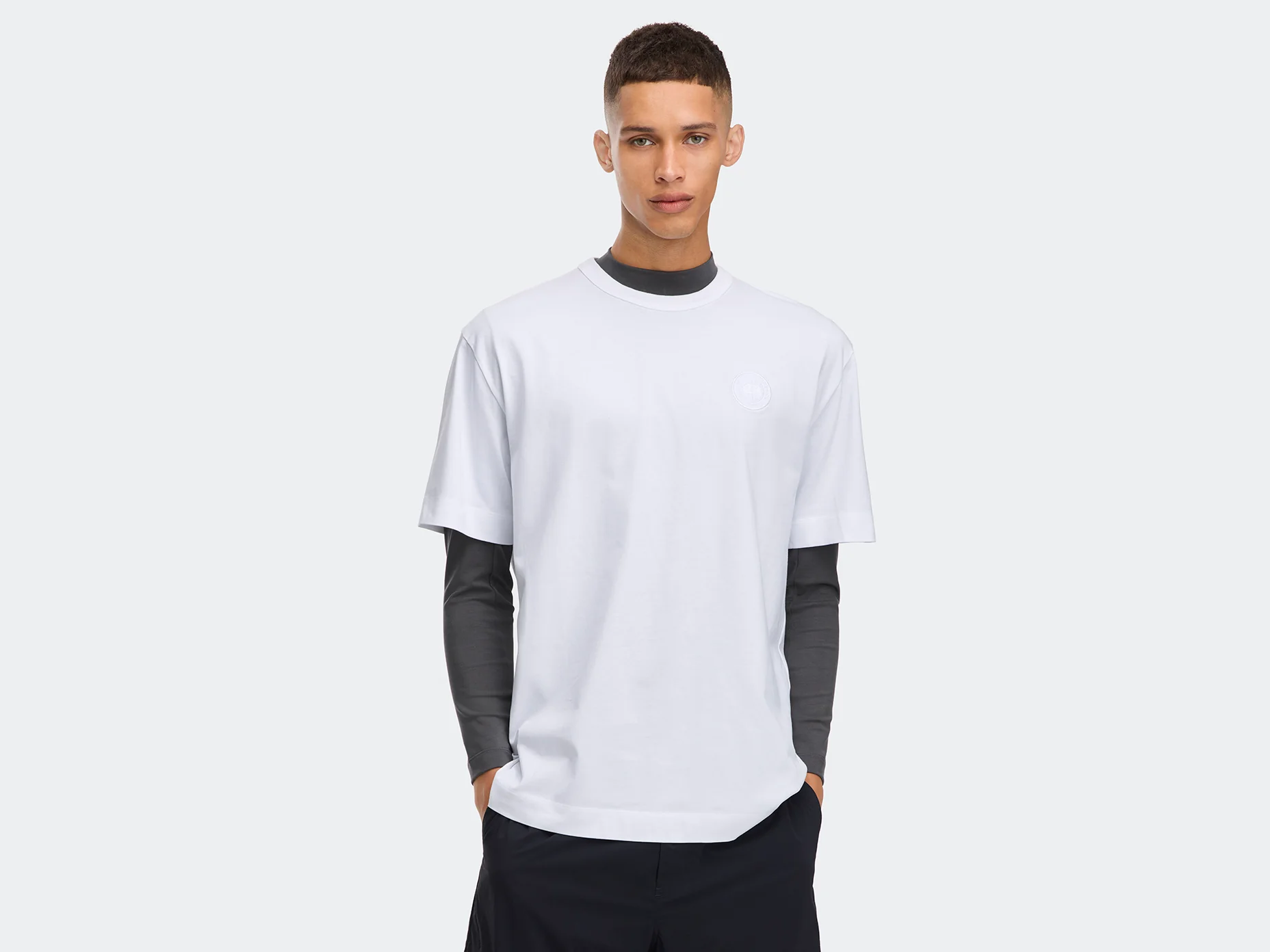 Gladstone T-Shirt Embroidered Disc - Image 6