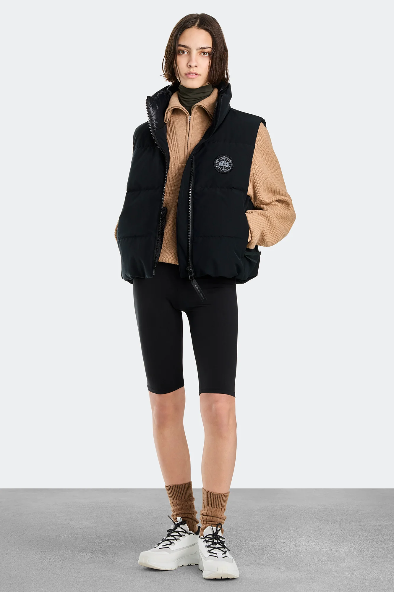 Grandview Cropped Vest Black Label - Image 2