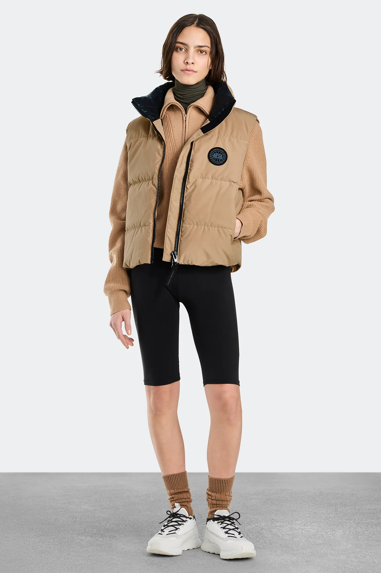 Grandview Cropped Vest Black Label - Image 2