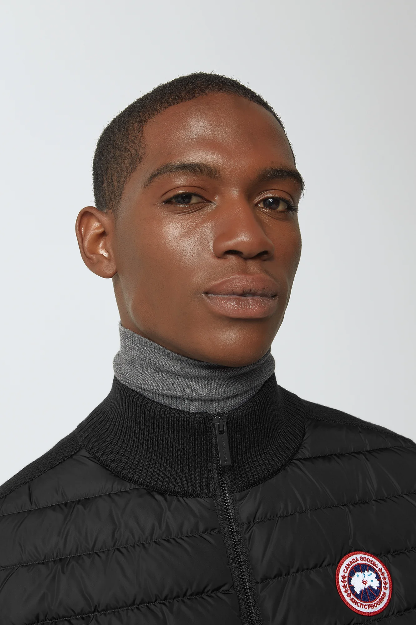 HyBridge Knit Vest - Image 8