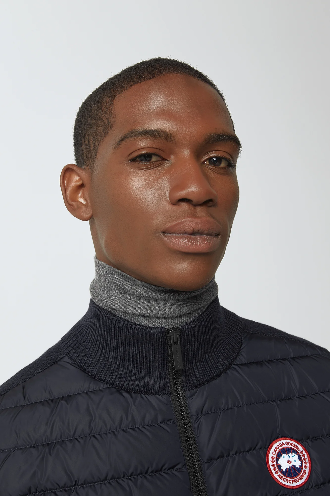 HyBridge Knit Vest - Image 8