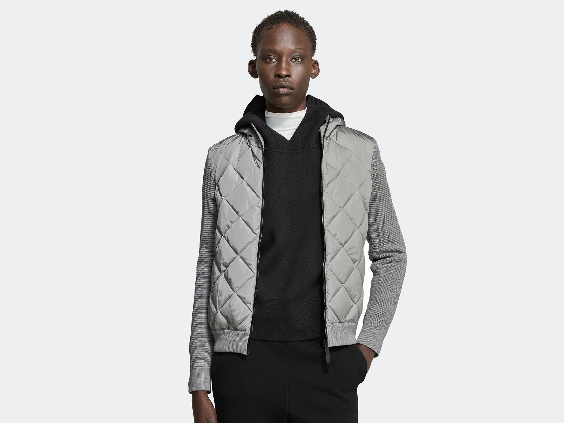 HyBridge Quilted Knit Hoodie Black Label - Image 9