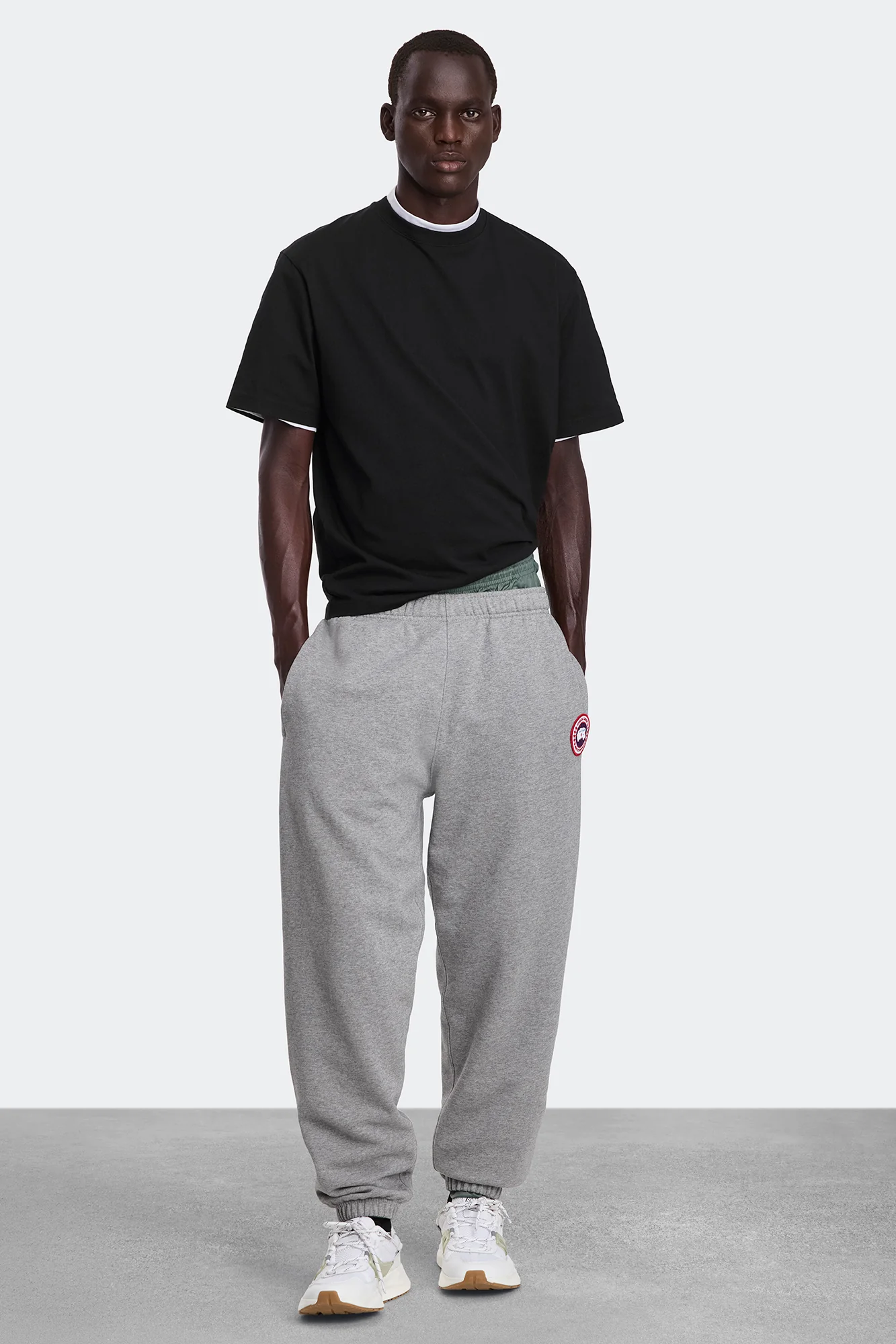Novo T-Shirt with Tonal Disc